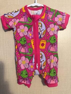 Rapunzel Bamboo Shortie-NWOT